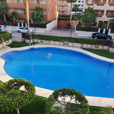 Appartement Bajo Calido Con Patio Y Piscina Privada!