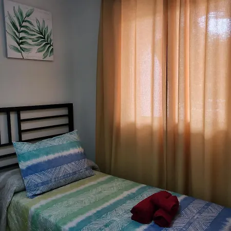Bajo Calido Con Patio Y Piscina Privada! Vera