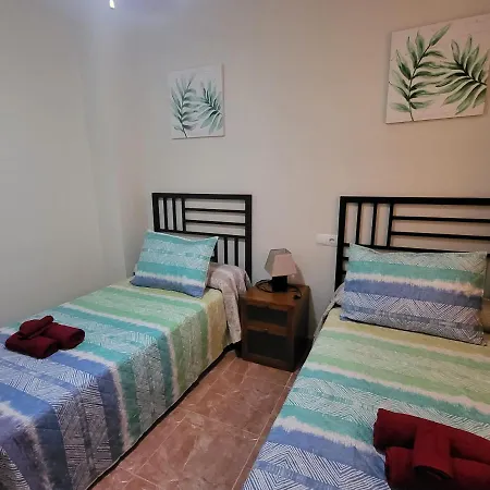 Bajo Calido Con Patio Y Piscina Privada! Apartment Vera