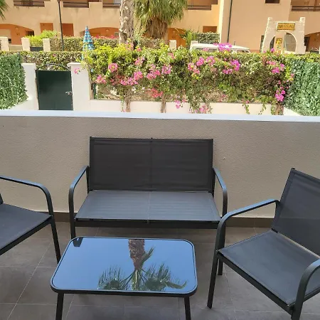 Bajo Calido Con Patio Y Piscina Privada! * Vera